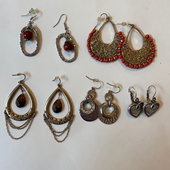 Set of 6 Pairs of Dangle Earrings - Picture 1 of 9
